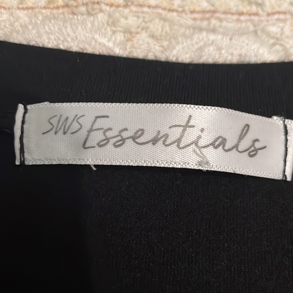 SWS Essentials Dress Bundle - Picture 8 of 10